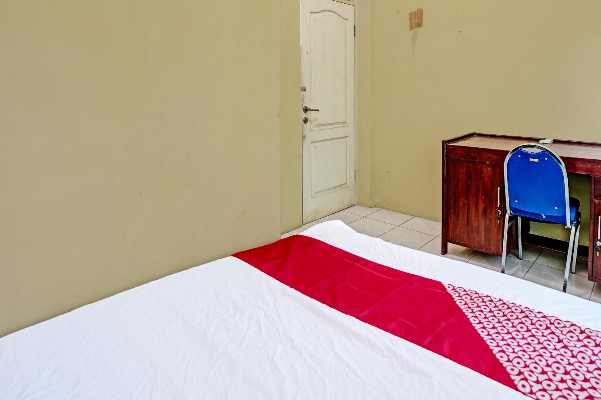 Oyo 91572 Kost Esklusif Barokah Hotell Pasuruan Eksteriør bilde